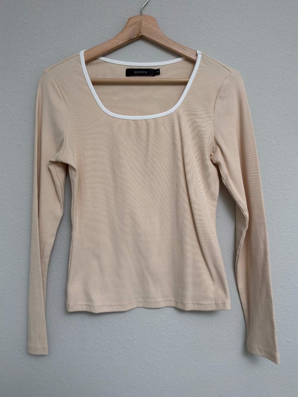 ZESICA Beige Ribbed Square Neck Long Sleeve Contrast Trim Top Small